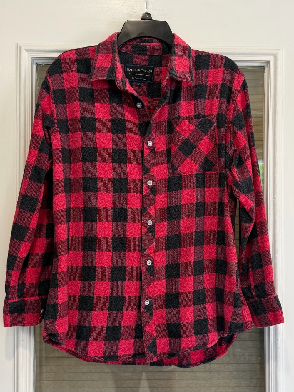 Men’s Northern Threads Flannel (medium)